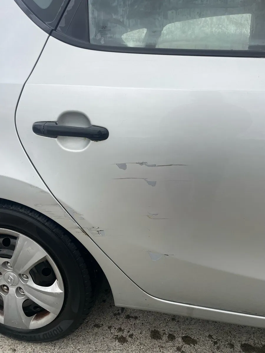 Hyundai i30 Silver 1.6 Diesel - Image 4