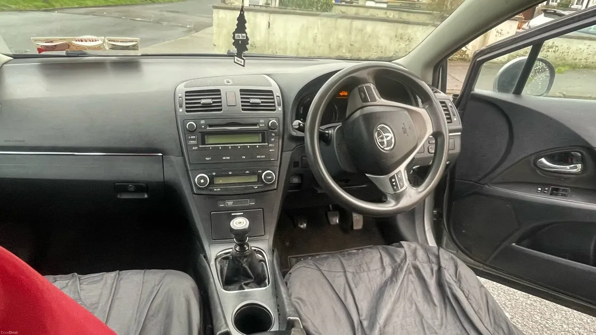 09 Toyota avensis 2.0 disel nct and tax - Image 4