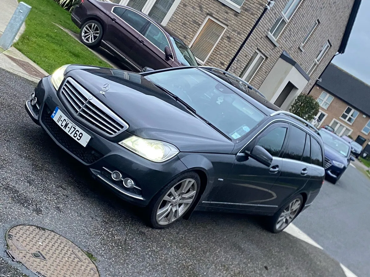 Mercedes C220 2011 - Image 3