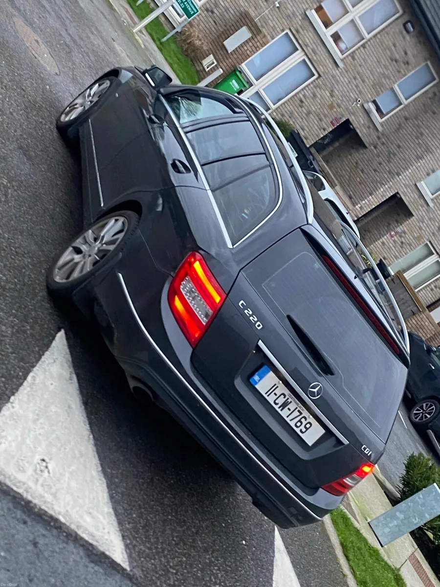 Mercedes C220 2011 - Image 4