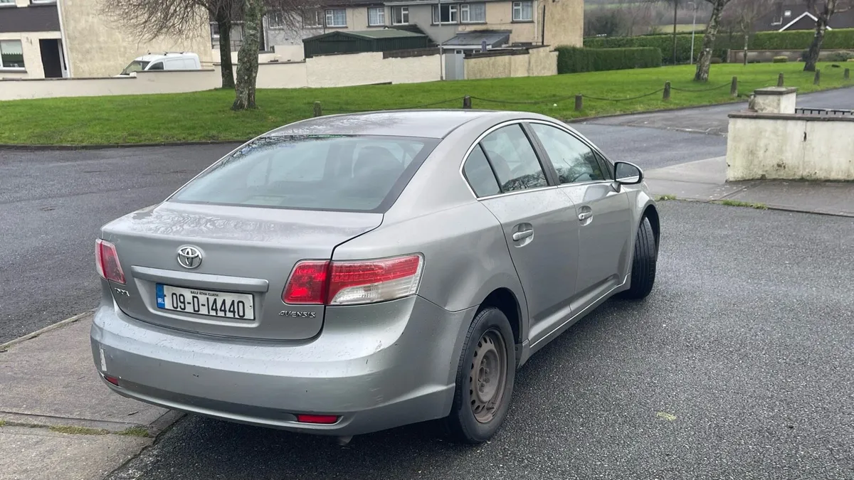 09 Toyota avensis 2.0 disel nct and tax - Image 2
