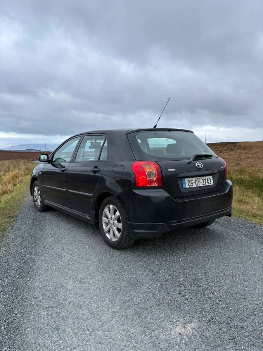 Toyota Corolla - Image 3