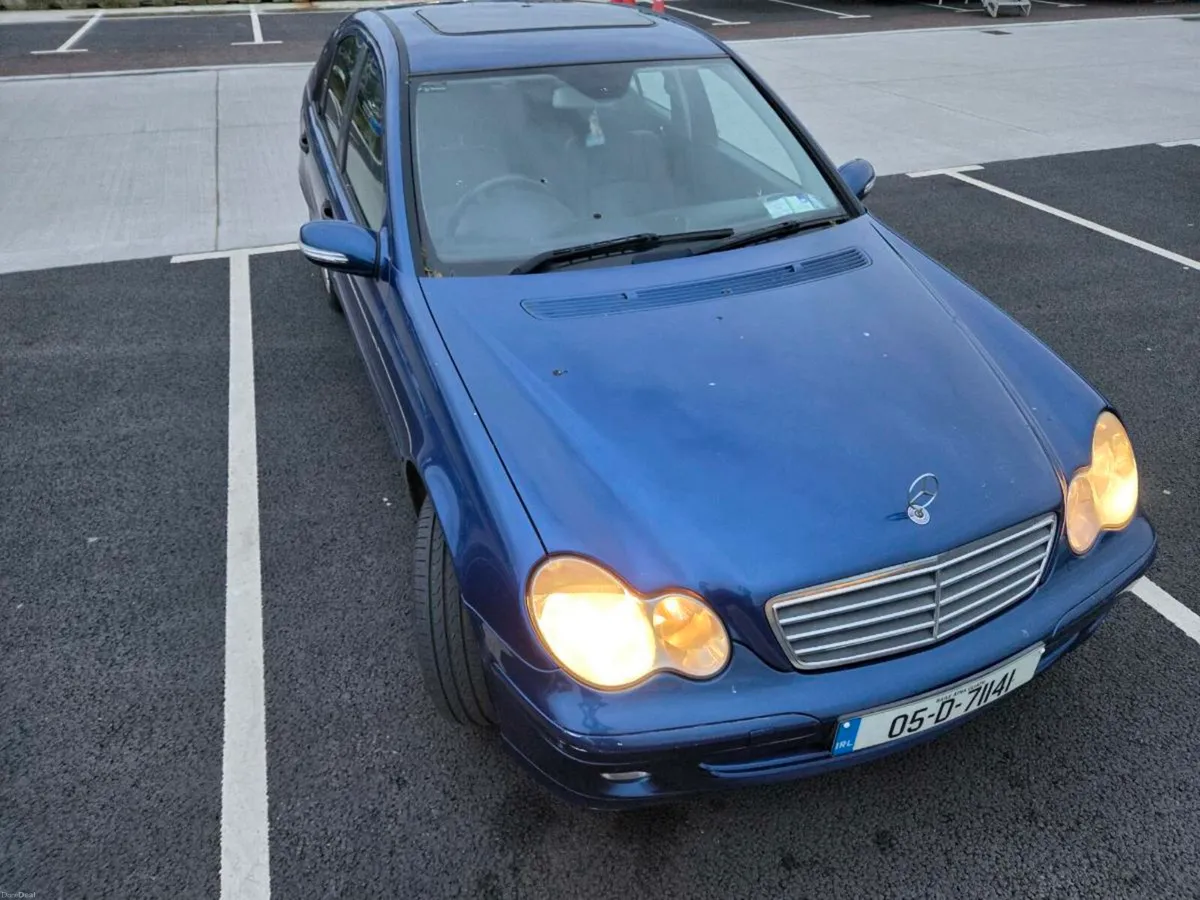Mercedes C180 2005 - Image 2