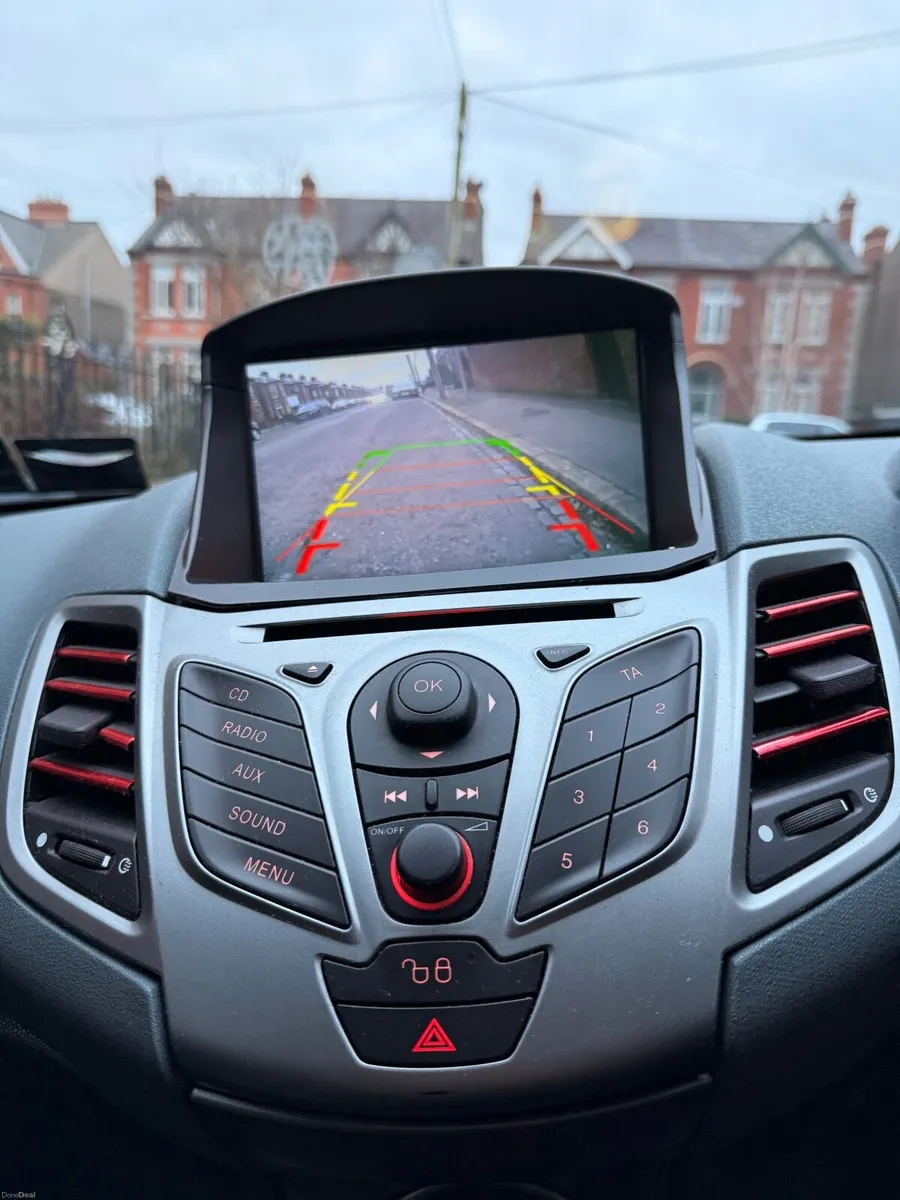 NEW NCT, LOW MIL,REAR CAM. APPLE CAR PLAY - Image 1