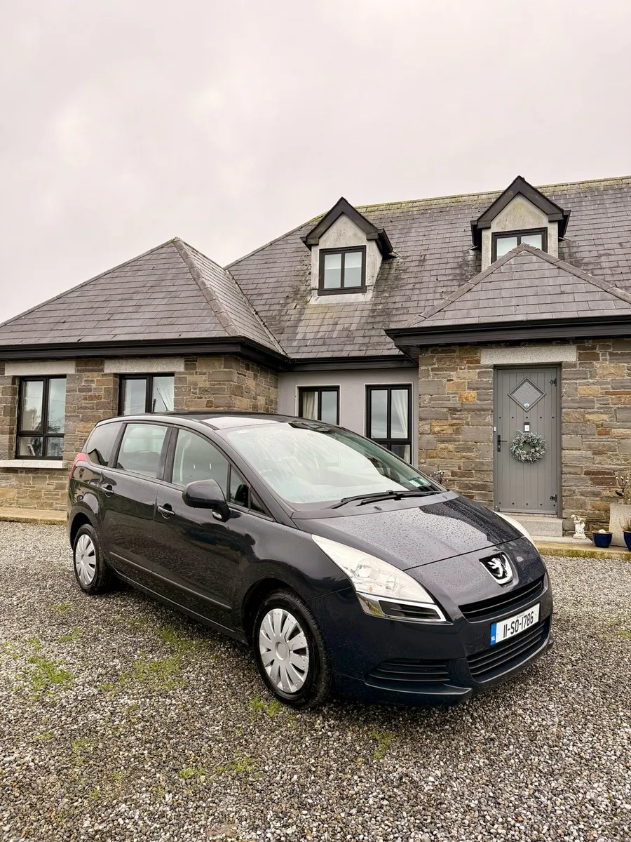 Peugeot 5008 (PRICE €2,950) - Image 1