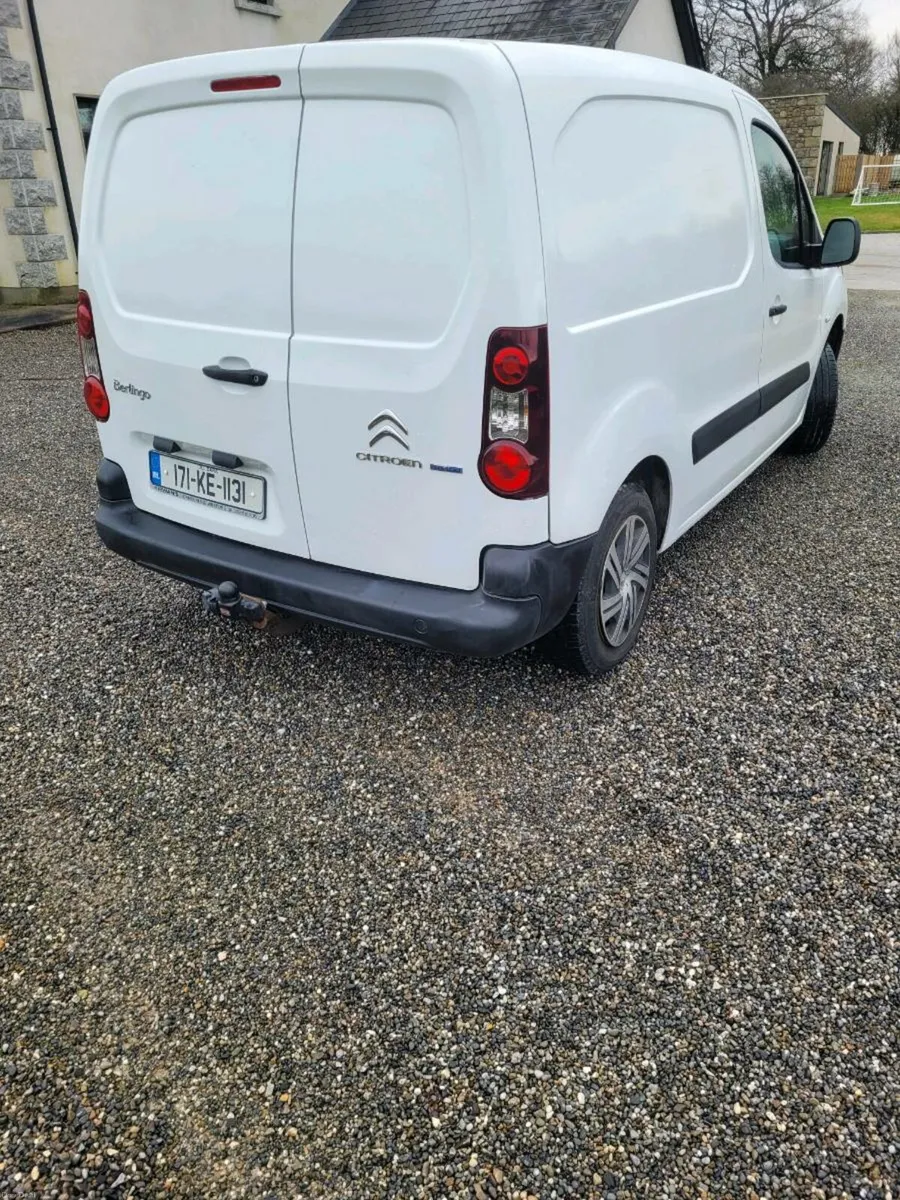 Berlingo Van 3 seater - Image 2