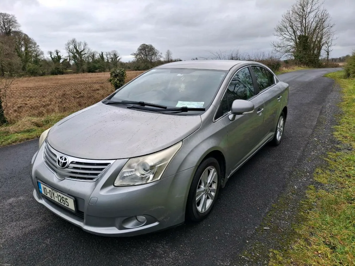 Toyota Avensis 2010 2L Diesel - Image 1