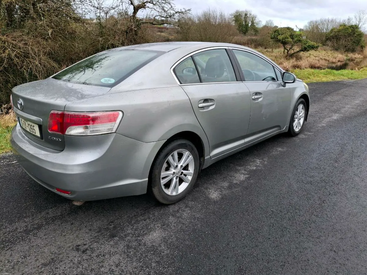 Toyota Avensis 2010 2L Diesel - Image 2