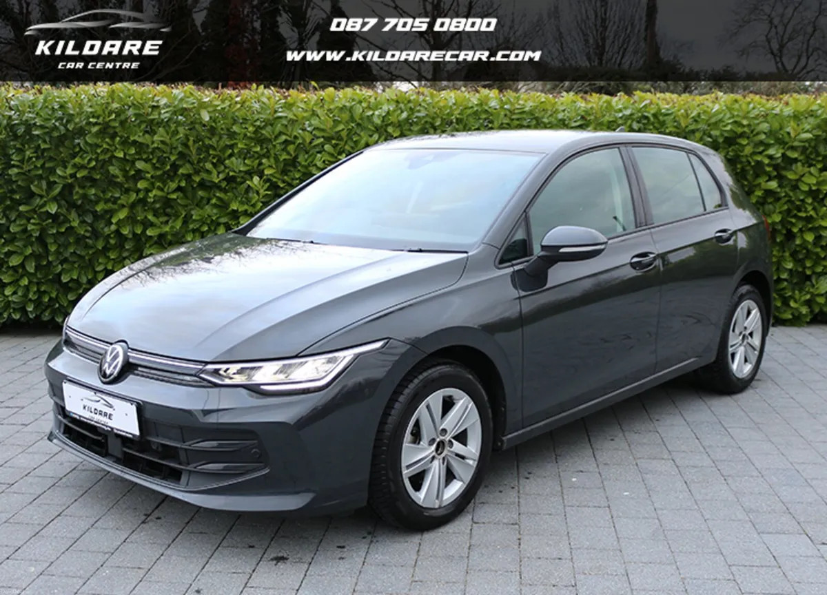 VOLKSWAGEN GOLF 8.5 eTSI STYLE - Image 1