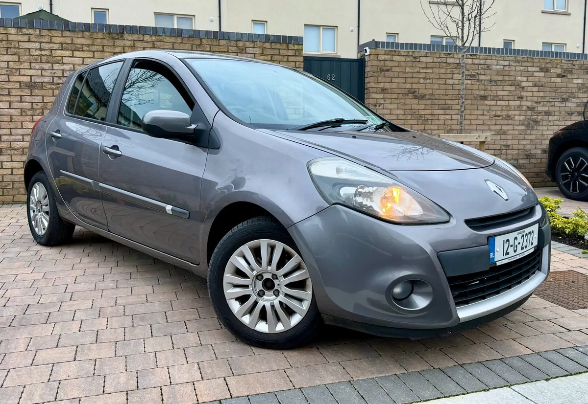 Renault Clio NCT & TAX - 1 Owner - Image 2