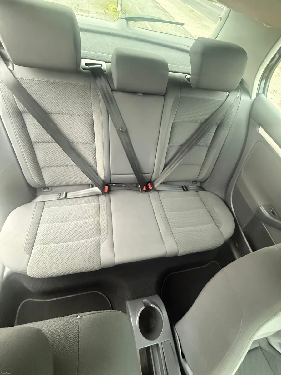 Volkswagen Golf Comfortline 07’ - Image 3