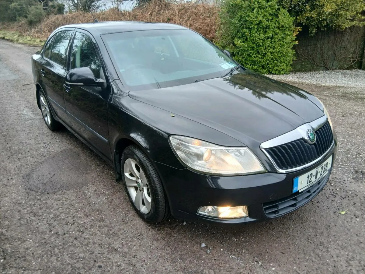 SKODA OCTAVIA AMBIENTE 1.6 CR TDI 105HP nct 01/27 - Image 1