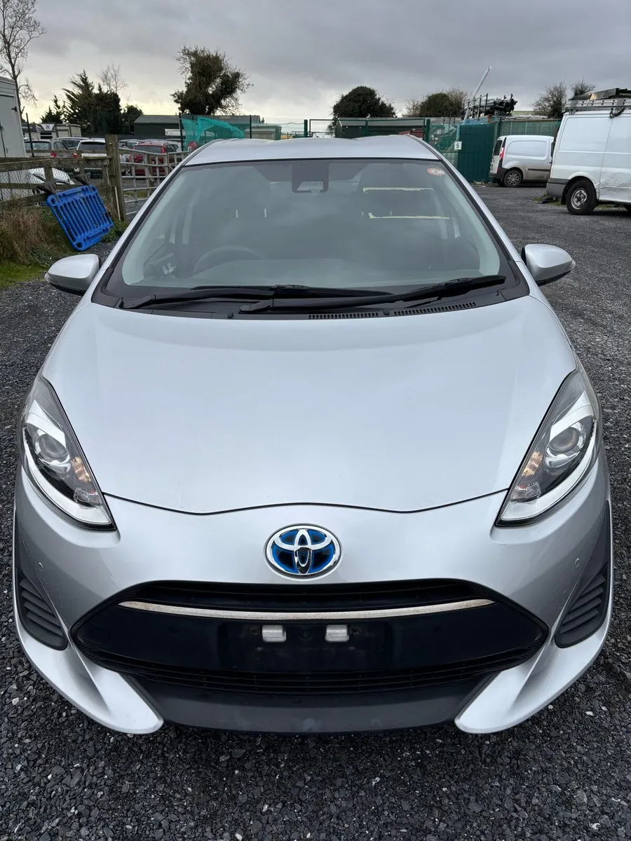 Toyota Aqua Hybrid 2019 - Image 2