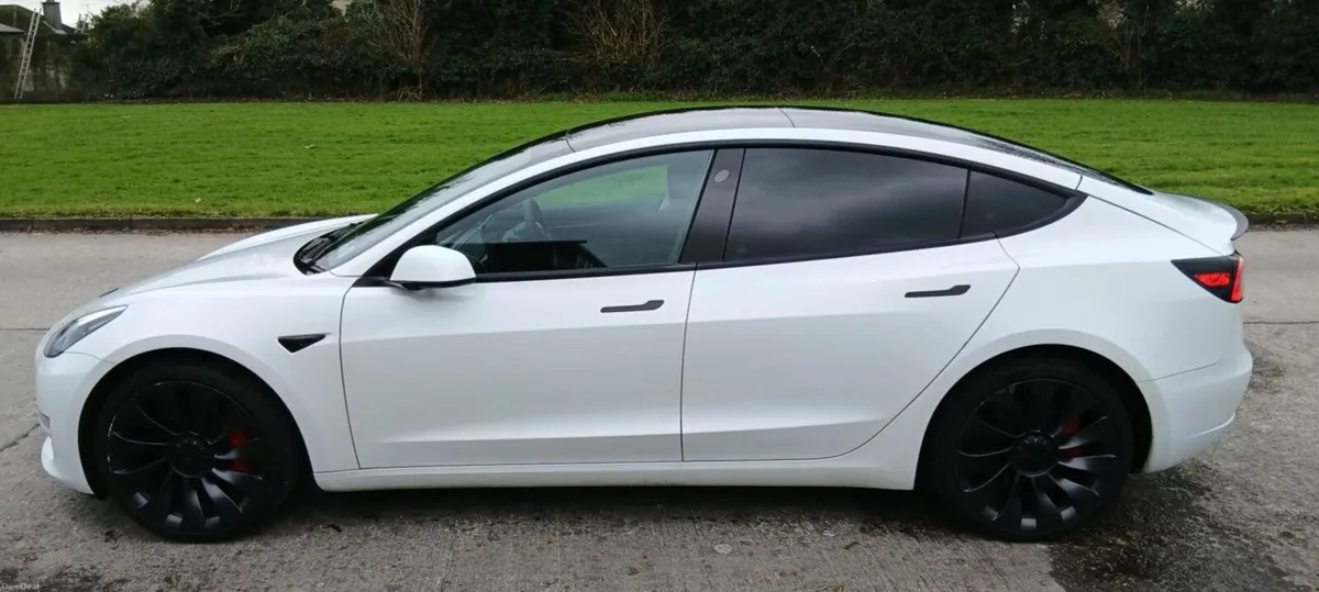 2023 TESLA MODEL 3  PREFORMANCE DUAL MOTOR AWD - Image 1