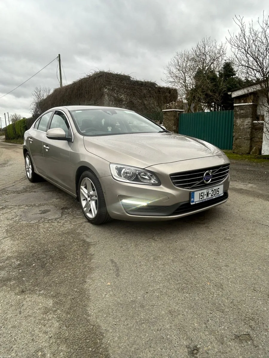 2015 Volvo s60 D2 SE - Image 1