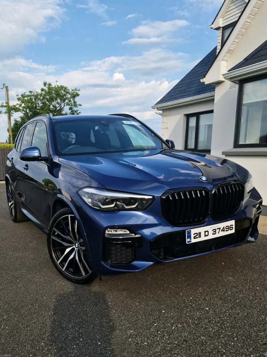 BMW X5 45e - Image 1