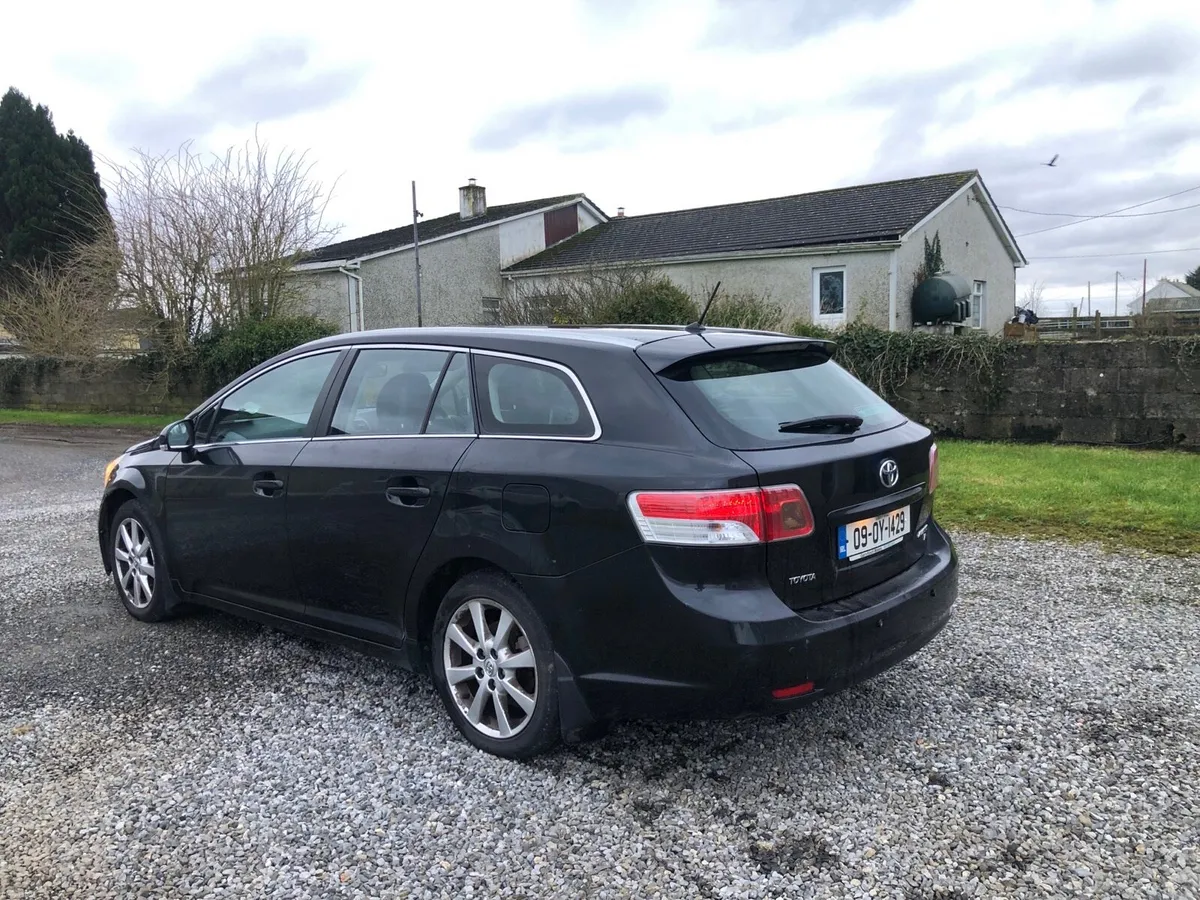 Toyota Avensis - Image 3