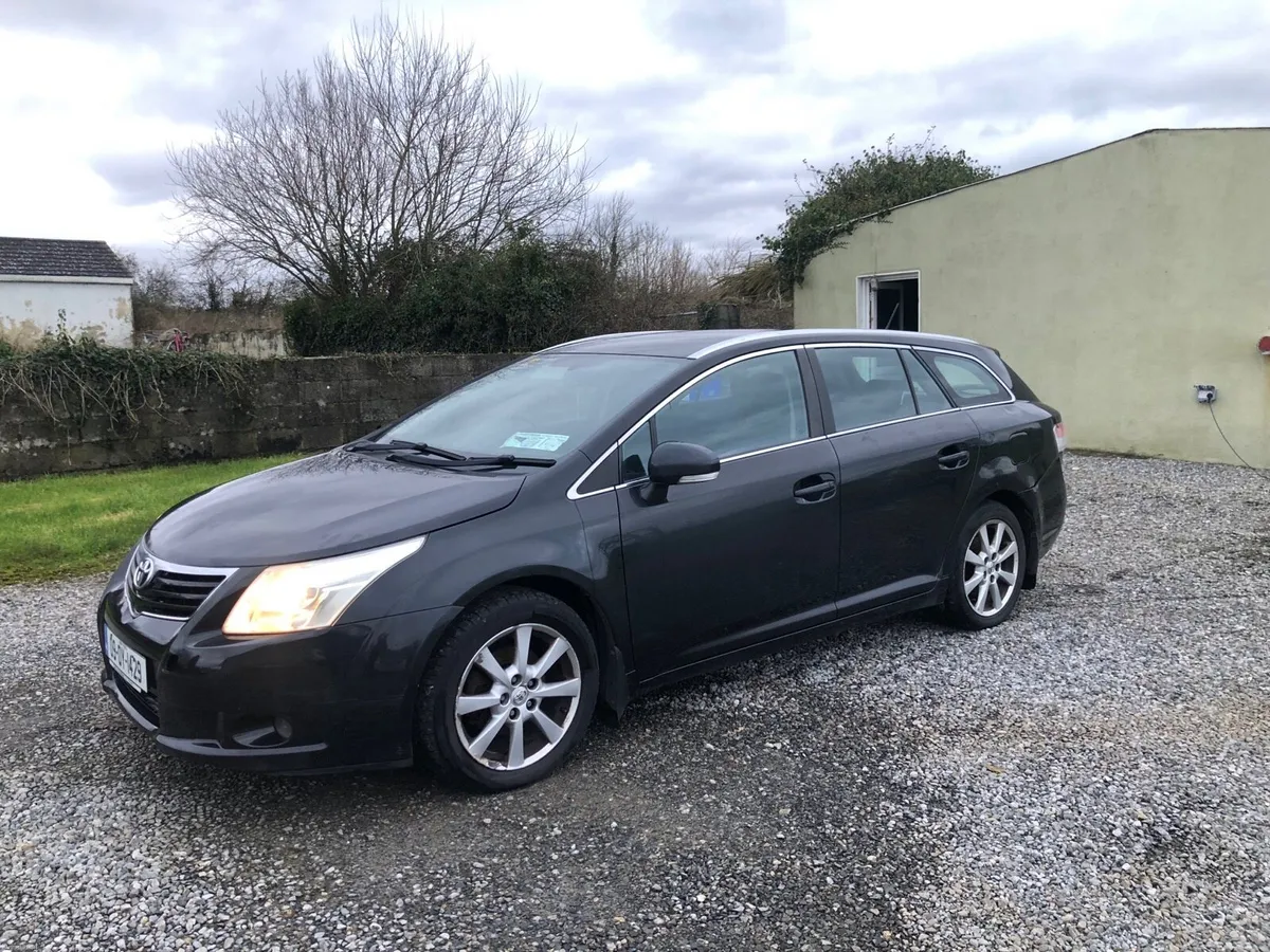 Toyota Avensis - Image 2