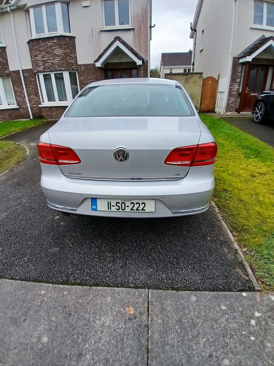 volkswagen passat - Image 4