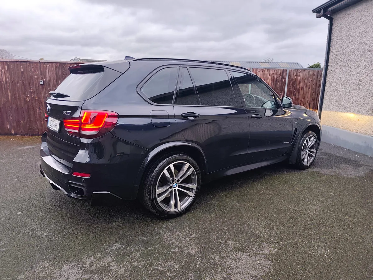 BMW X5 40D M sport M performance kit 7: seats 2016 - Image 3