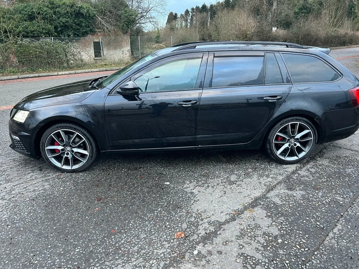 2018 Skoda Octavia VRS Estate - Image 6
