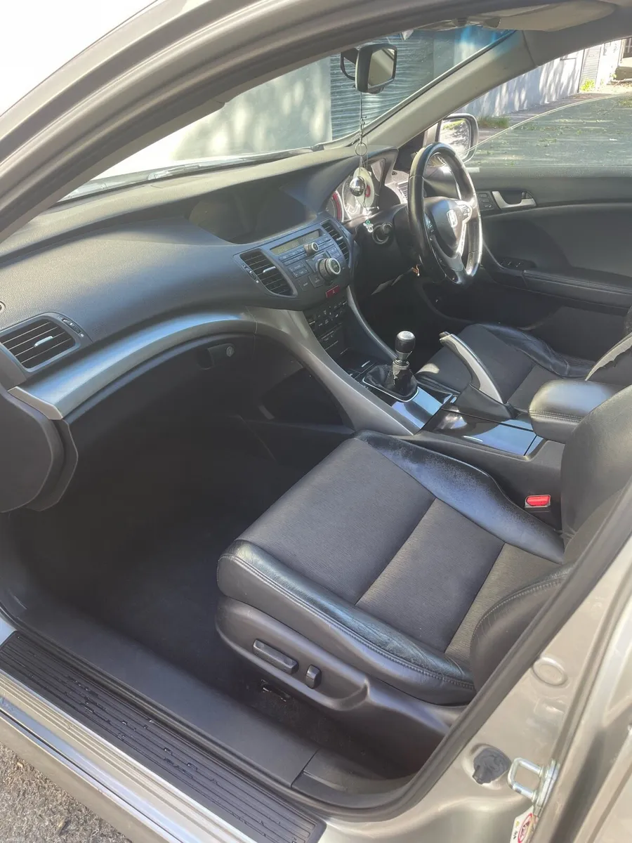 Honda Accord 2.2 DTEC - Image 4