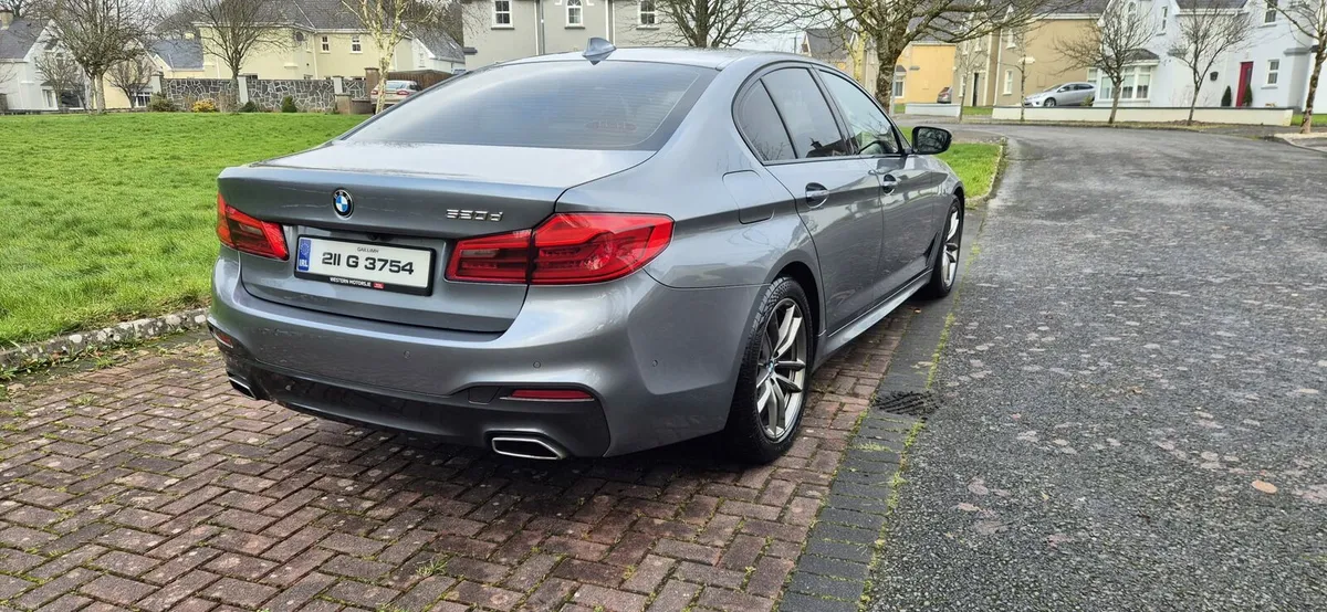 BMW 520D G30 M SPORT AUTOMATIC - Image 4