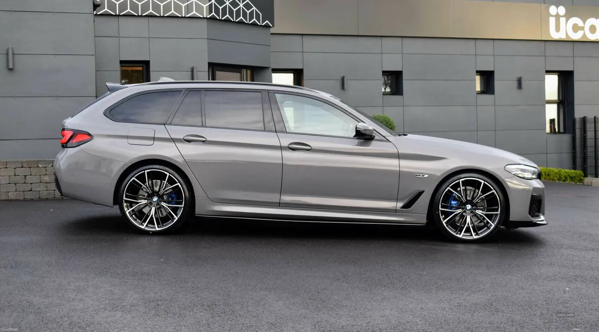 BMW 5-Series 2.0 530e M Sport Auto 5dr - Image 4