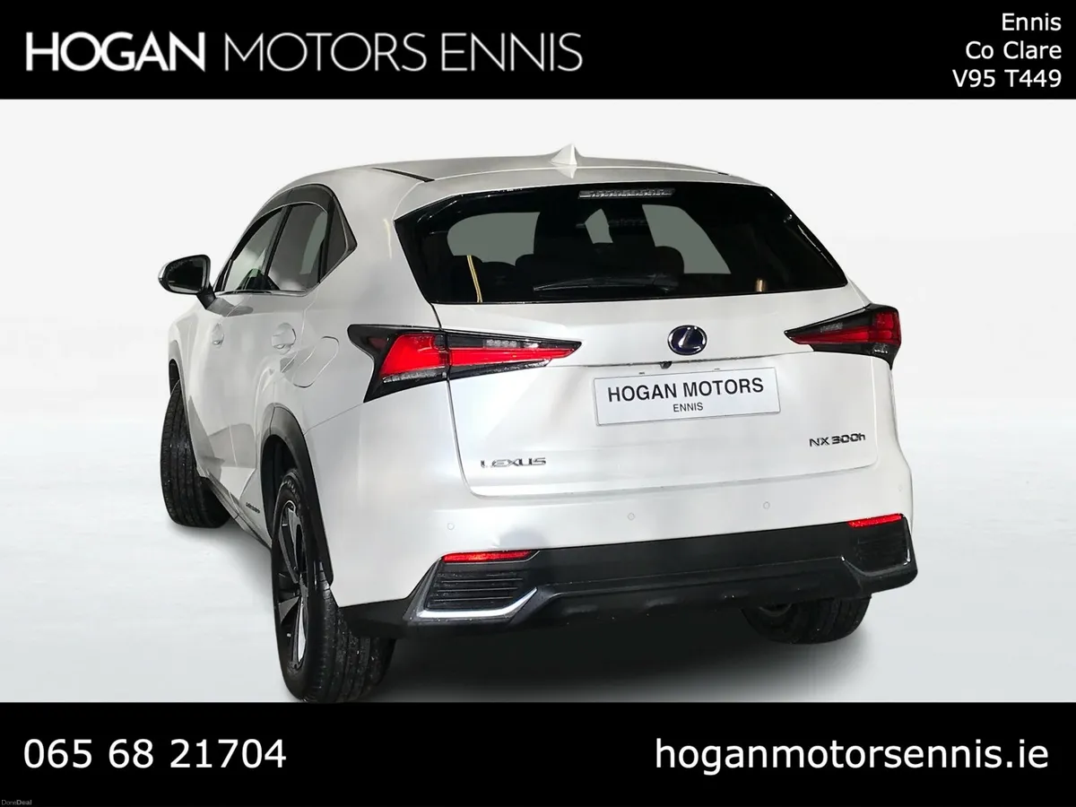 Lexus NX 300h Premium - Image 4