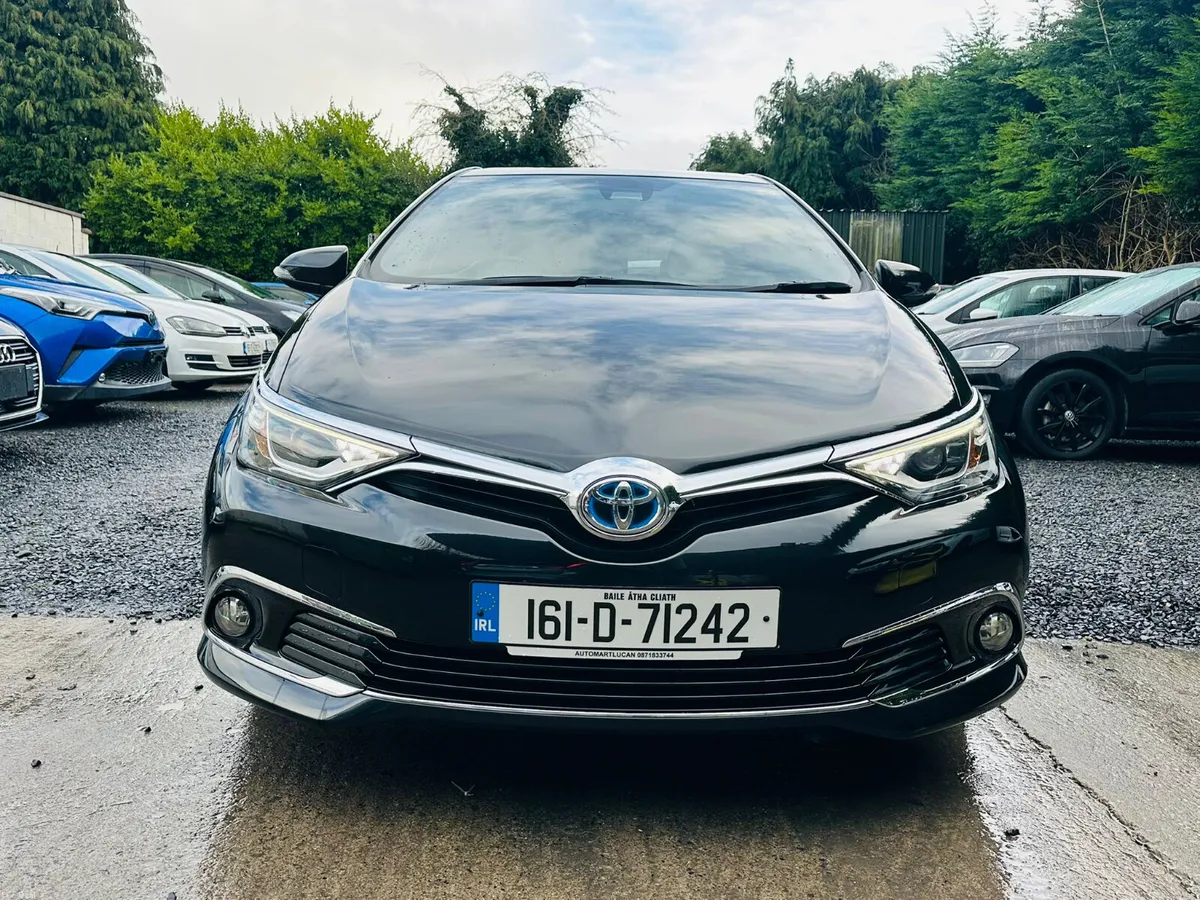 TOYOTA AURIS 2016 HYBRID LEATHER TOPSECS - Image 2