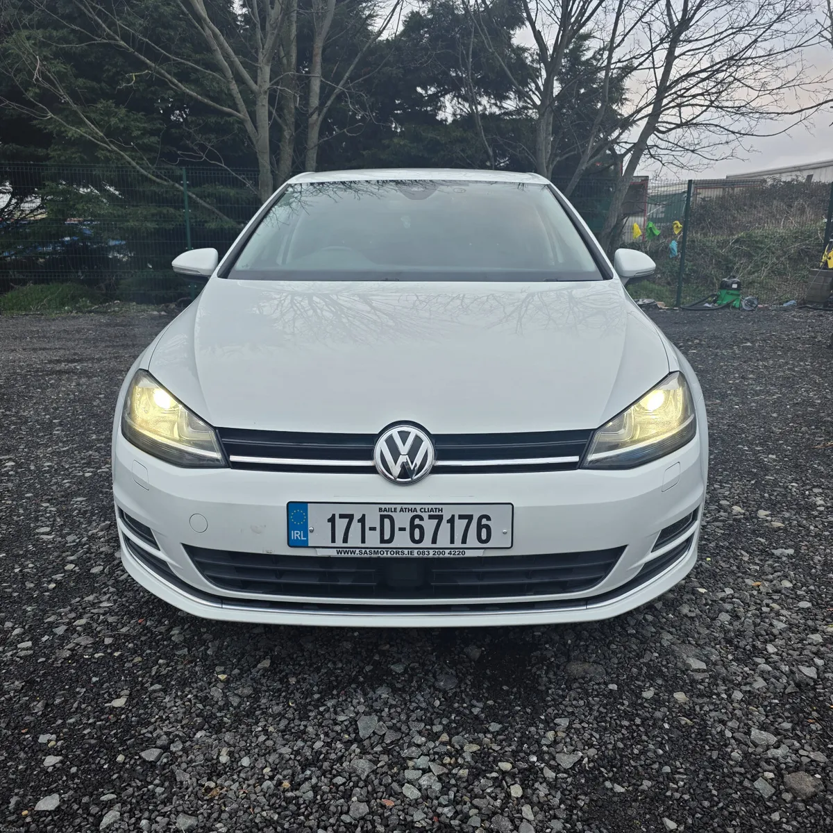 Volkswagen Golf 2017 Automatic Highline - Image 3