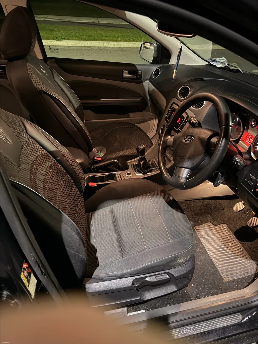 Ford focus - Image 2
