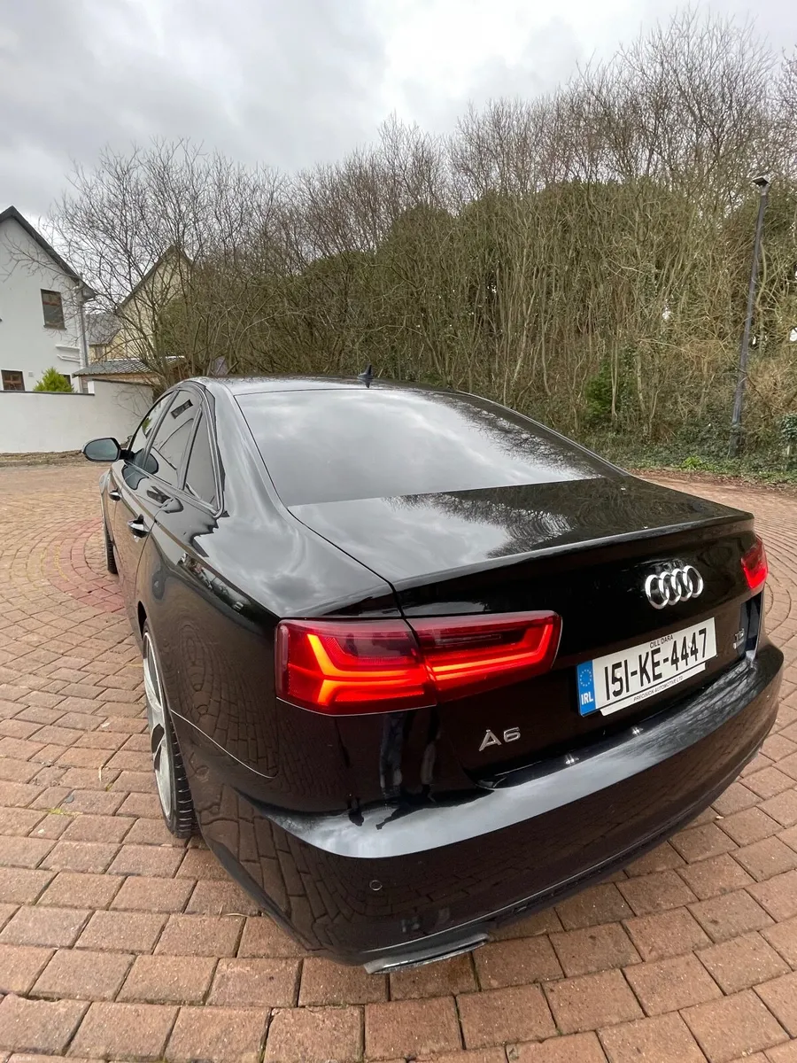 AUDI A6 2.0tdi 190 *BLACK EDITION* S-Line - Image 2