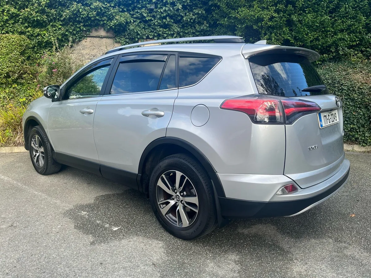 Low km 2017 Toyota RAV4 Luna 2.0d - Image 3