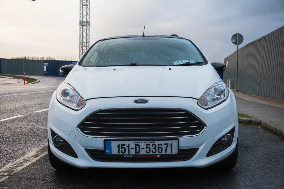 Ford Fiesta 2015 - Image 4