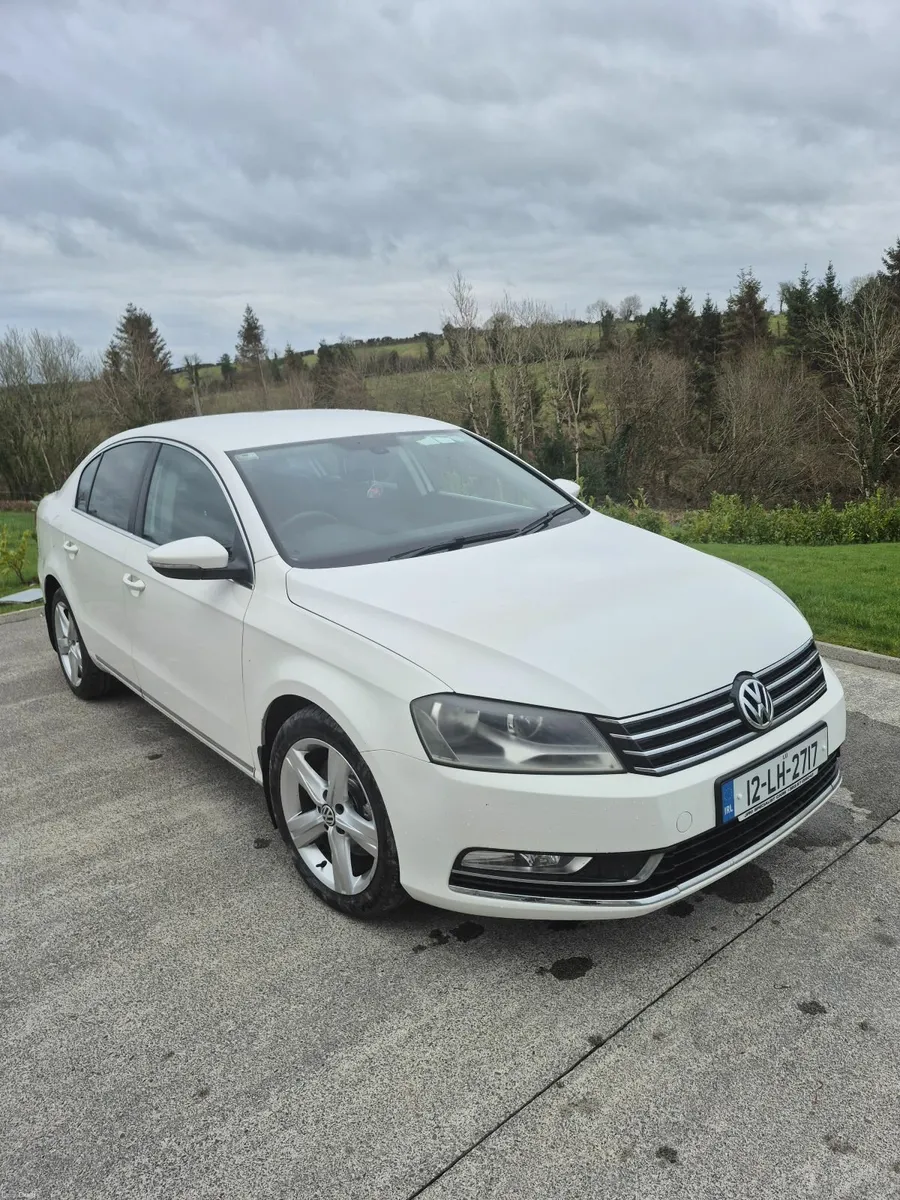 Volkswagen Passat 2012 - Image 3