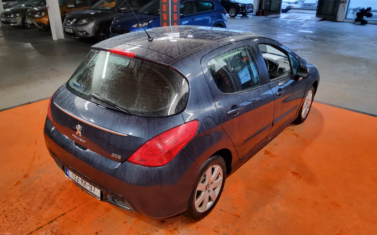 Peugeot 308 2013 - Image 3