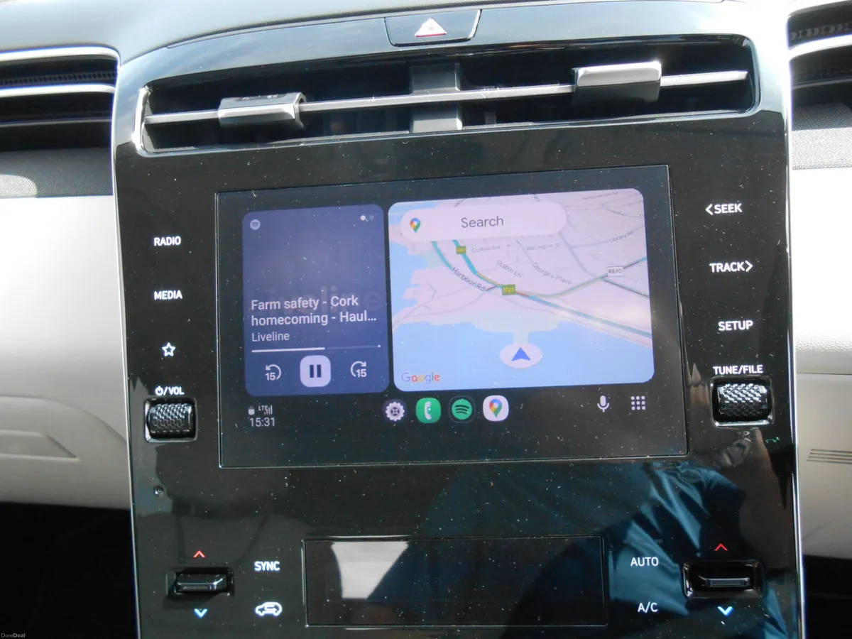 Hyundai Tucson 4x4 Executive PHEV 2023 - Image 2