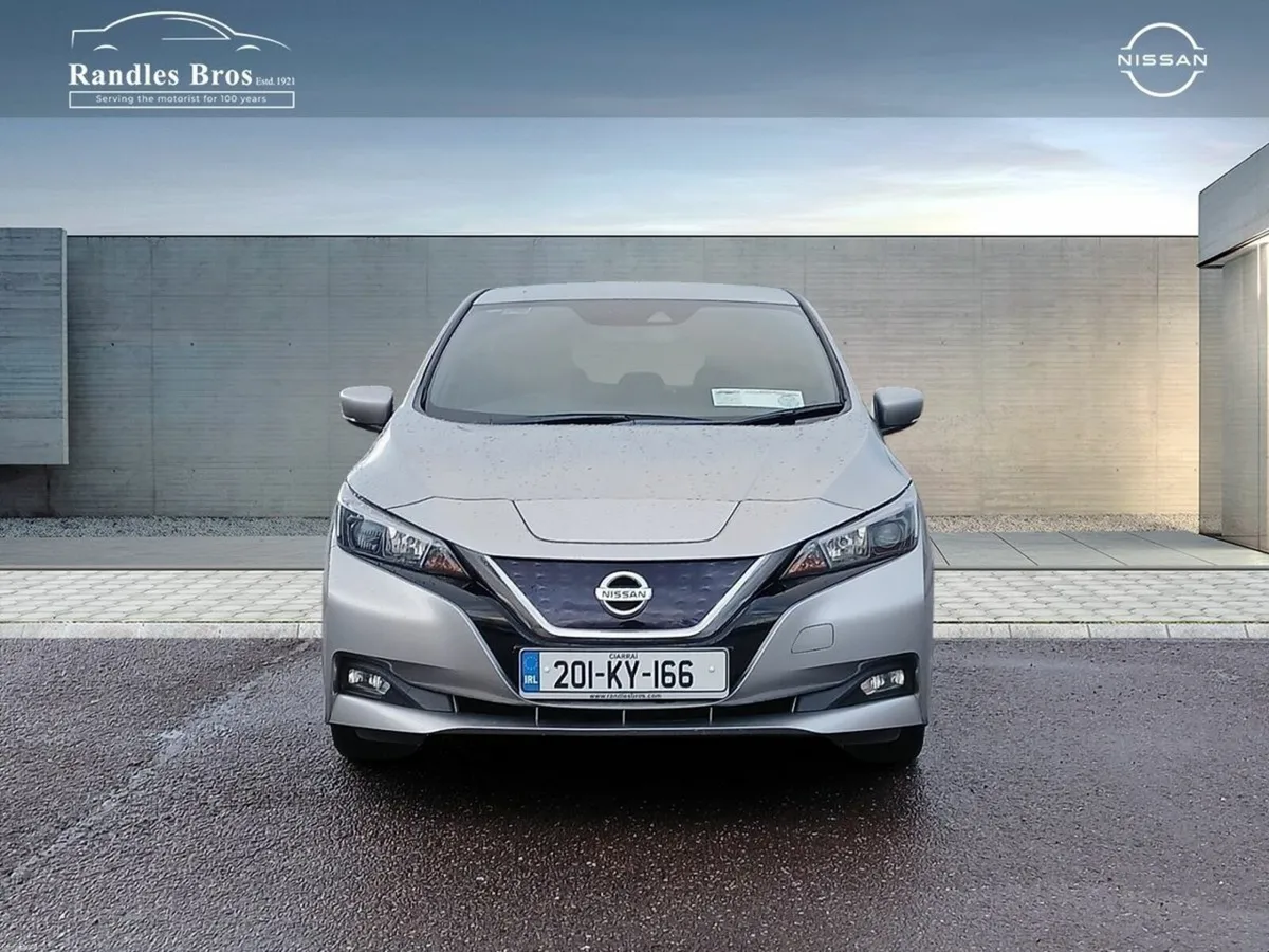 Nissan Leaf Leaf SV 40 kWh - Image 4