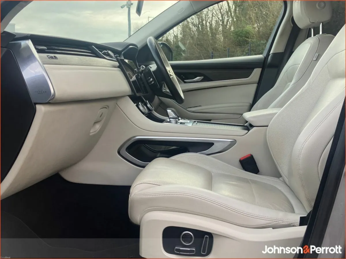 Jaguar F-Pace 2.0 I4 PHEV 404 PS AWD Auto S - Image 3