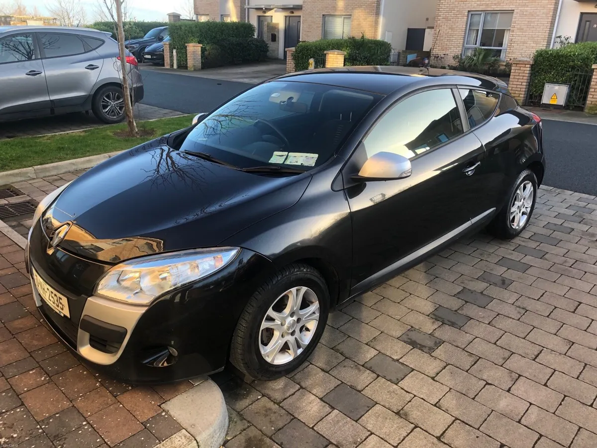 Renault Megane 1.5 - Image 1