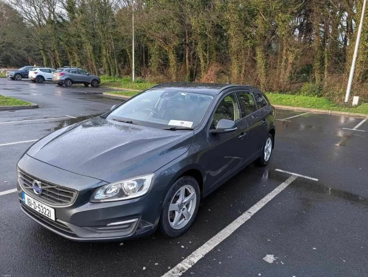 Volvo V60 2016 - Image 1