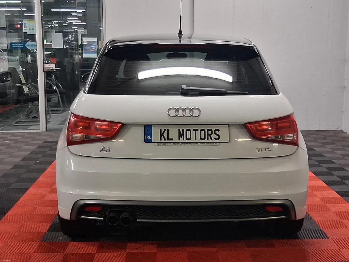 2015 Audi A1 **AUTOMATIC** - Image 4