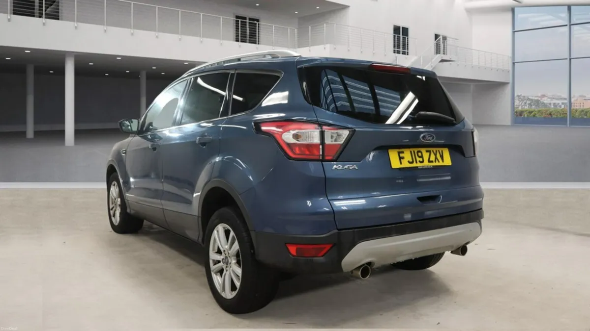 Ford Kuga Zetec 2019 - FINANCE AVAILABLE - Image 3