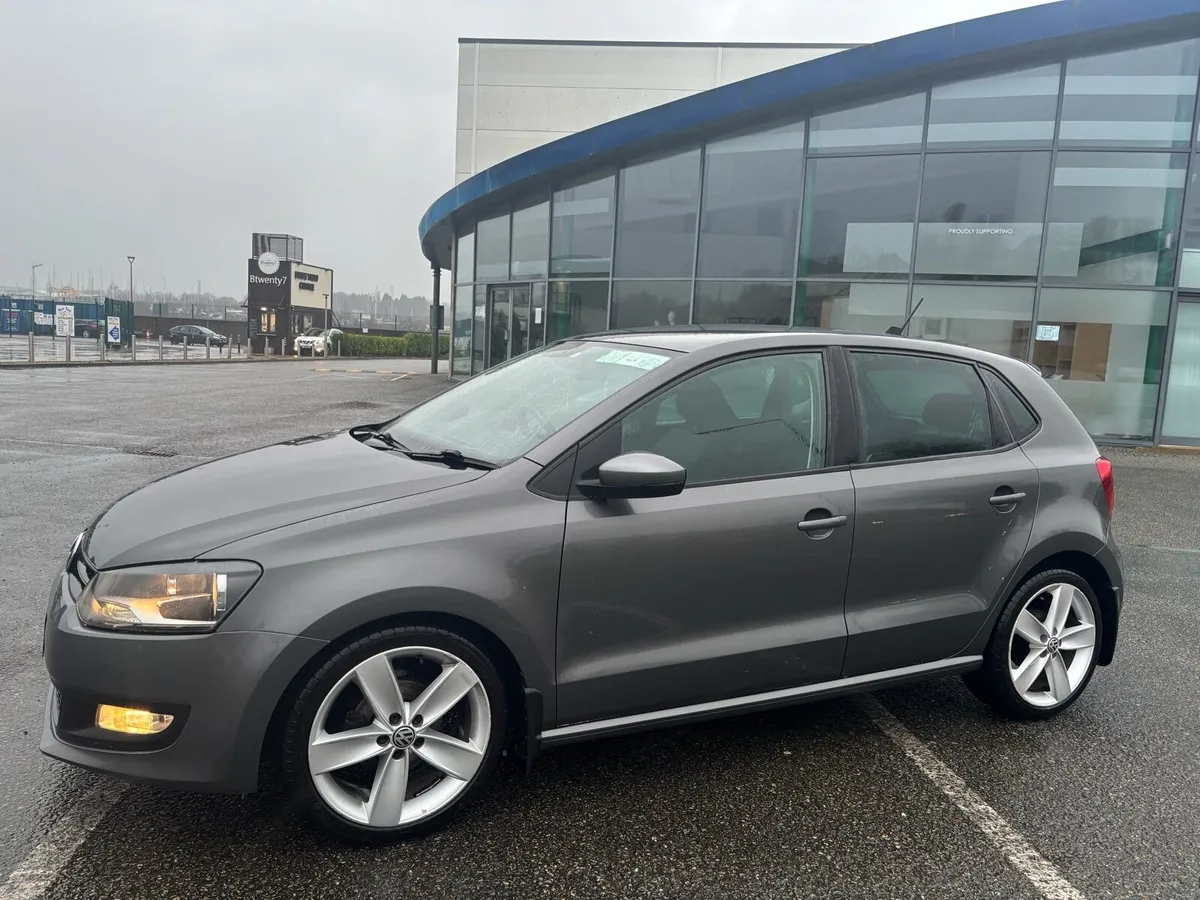 2013 VOLKSWAGEN POLO *1.6L DIESEL AUTO*COMFORTLINE - Image 2