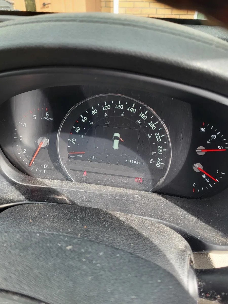 Kia Sorento 2015 - Image 2