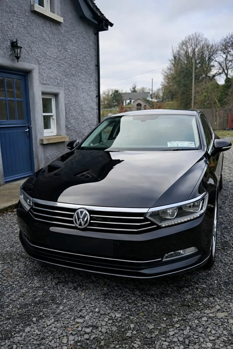 2015 VW Passat Highline 2.0 TDi 150bhp - Image 3