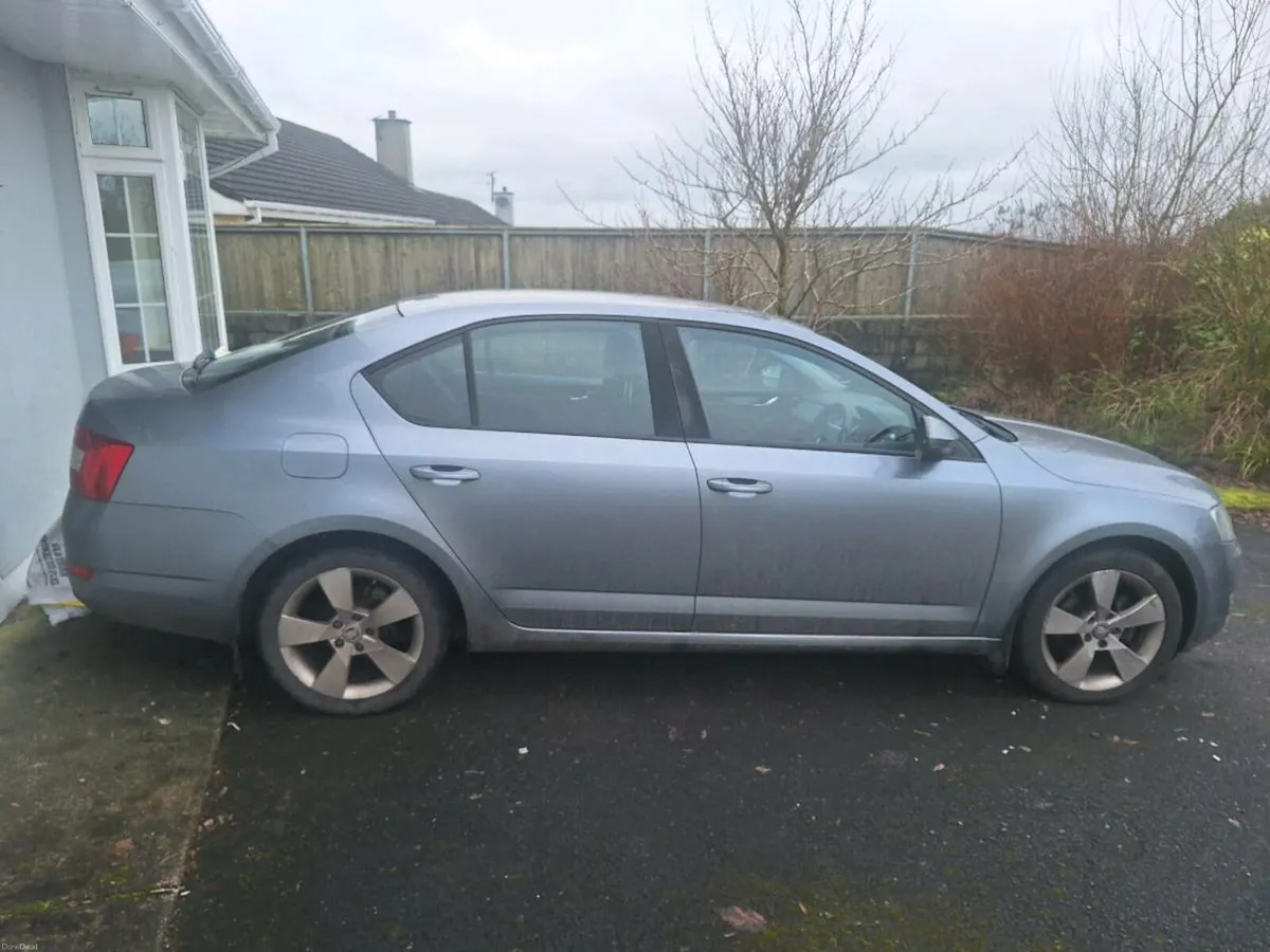 Skoda Octavia 2.0 tdi (Auto) 150bhp - Image 3