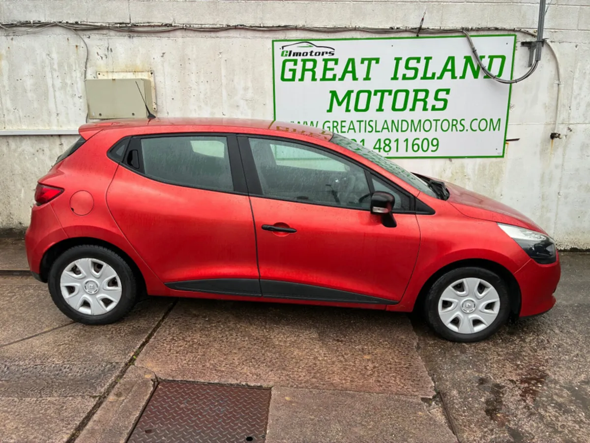 Renault Clio IV EXPRESSION TCE 90 4DR - Image 4