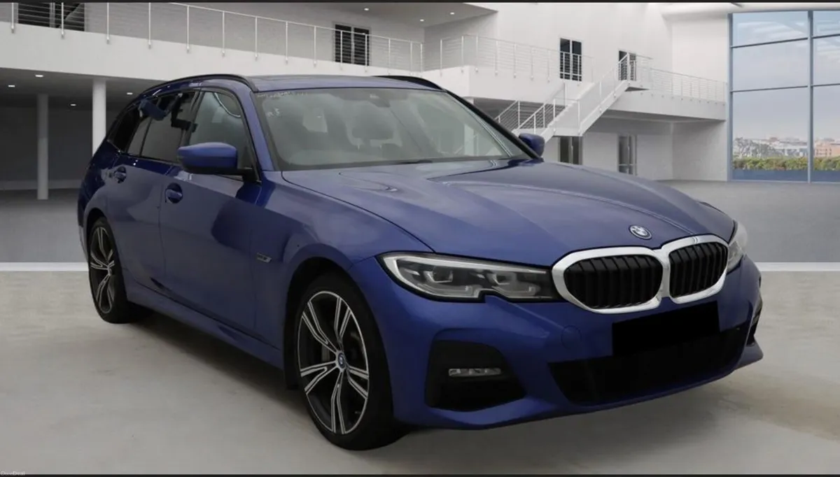 BMW 3 SERIES 330e M SPORT PANORAMIC SUNROOF ESTATE - Image 1